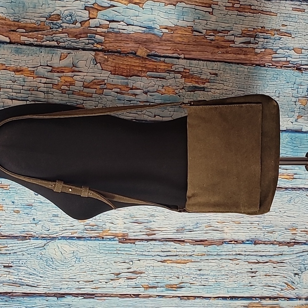 Equalizer olive leather suede purse